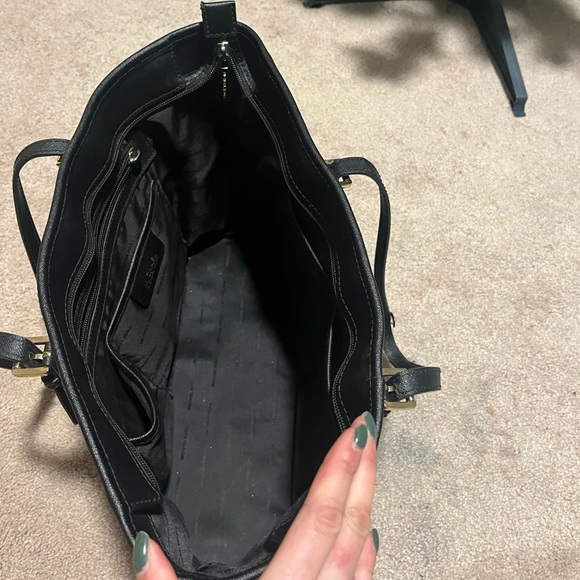 Michael Kors Tote in Black with Charm - Picture 12 of 16